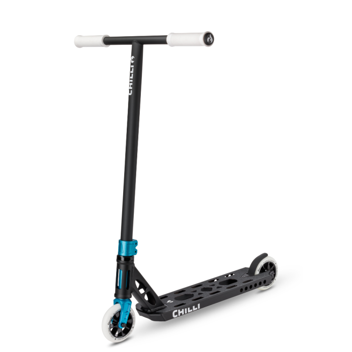 Chilli Pro Scooter Ventus - M - Black/White